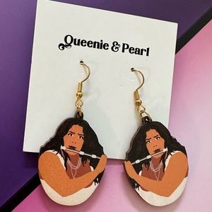 Lizzo Flute Dangling Wood Earrings 🎶🎤 Gold